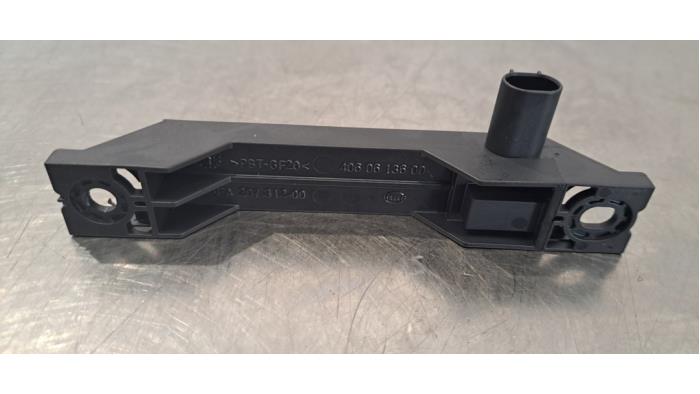 Entrée sans clé - Antenne Mercedes CLA