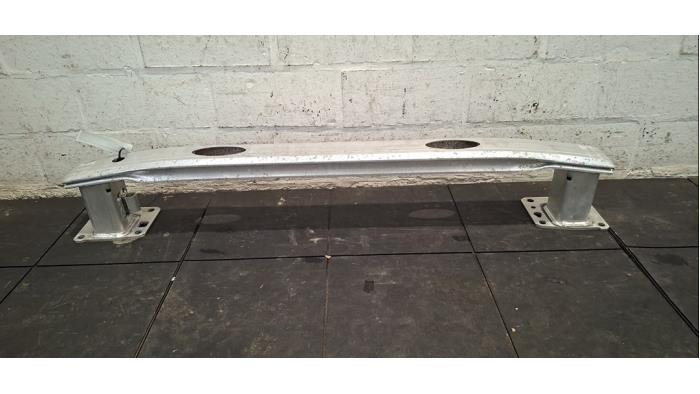 Cadre pare-chocs arrière Peugeot Expert