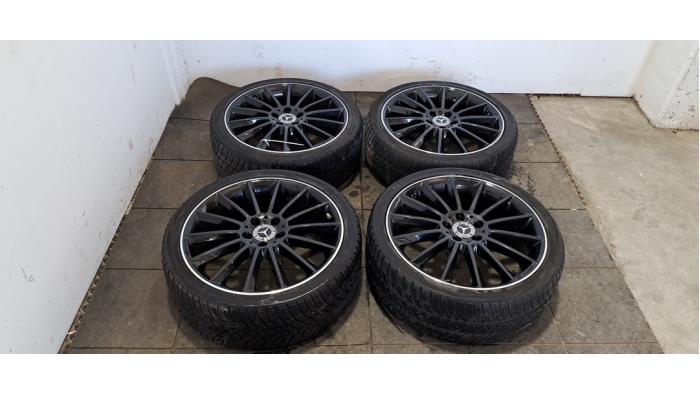 Kit jantes + pneus d'hivers Mercedes CLA