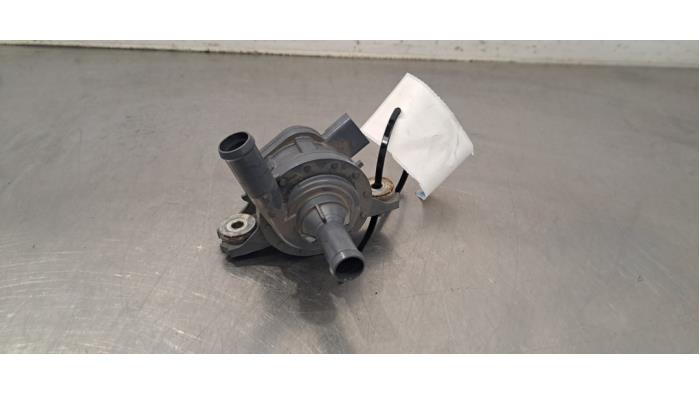 Pompe à eau supplémentaire Toyota Yaris Cross