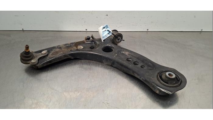 Bras de suspension avant gauche Skoda Octavia