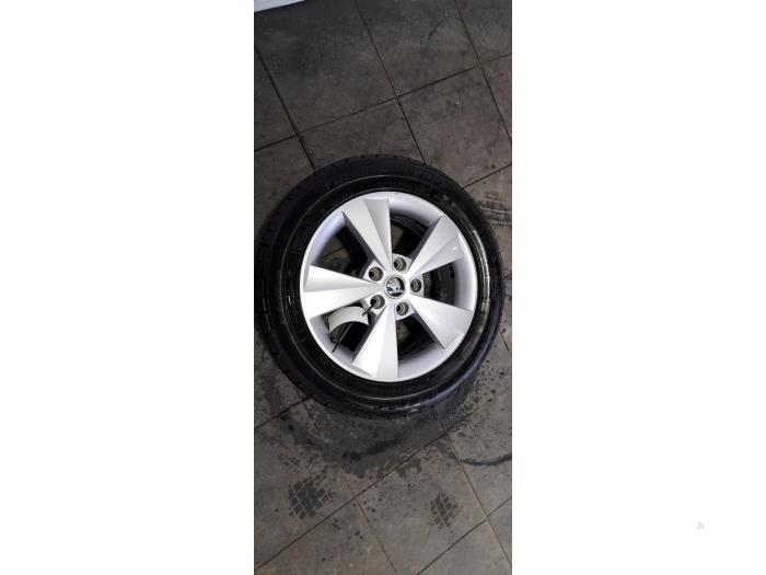 Jante + pneumatique Skoda Octavia
