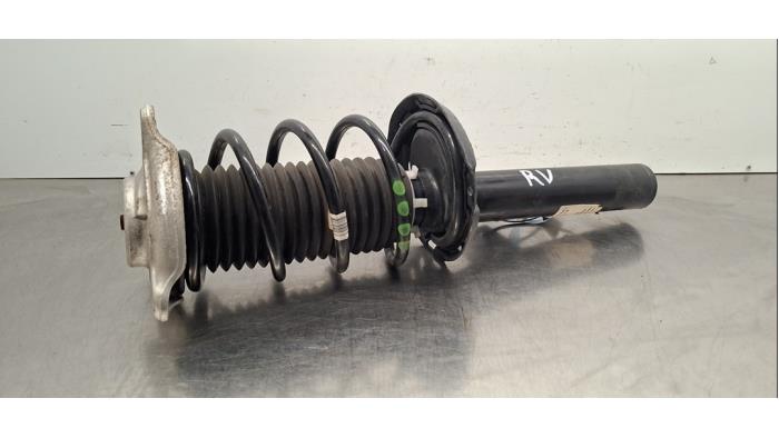 Amortisseur avant droit Mercedes CLA