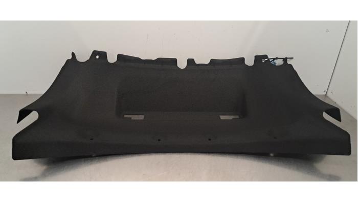 Revêtement hayon Mercedes CLA