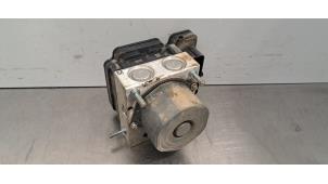 Gebruikte ABS Pomp Dacia Duster (SR) 1.2 TCE 16V Prijs € 133,10 Inclusief btw aangeboden door Autohandel Didier