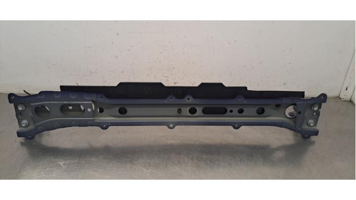 Barre radiateur Toyota Yaris Cross