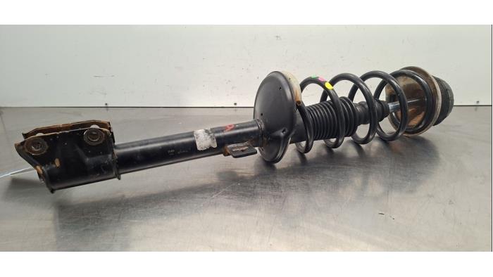 Amortisseur avant droit Dacia Duster