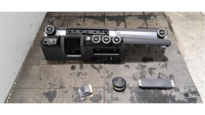 Kit airbag + tableau de bord Mercedes CLA