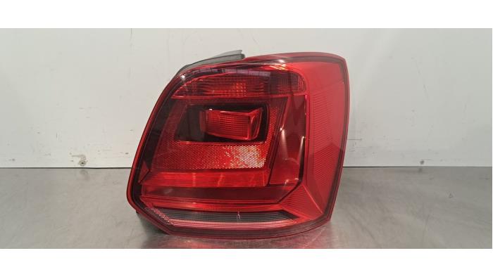 Feu arrière droit Volkswagen Polo