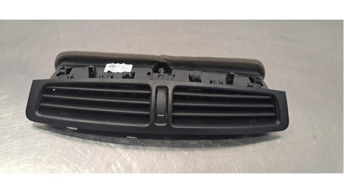 Grille aération tableau de bord Ford Kuga