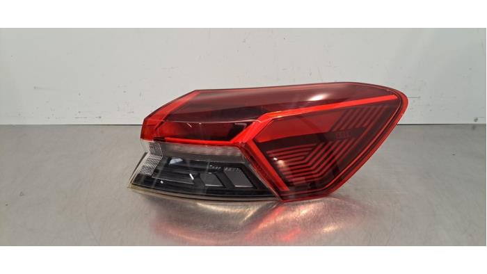 Feu arrière droit Audi Q4