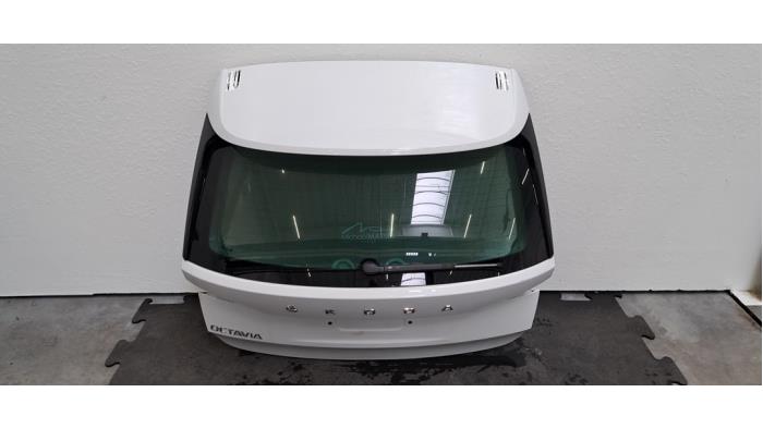 Hayon Skoda Octavia