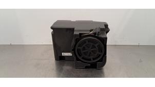 Gebruikte Subwoofer Audi Q4 Sportback (4FN) 45 e-tron quattro 77 kWh Prijs € 133,10 Inclusief btw aangeboden door Autohandel Didier