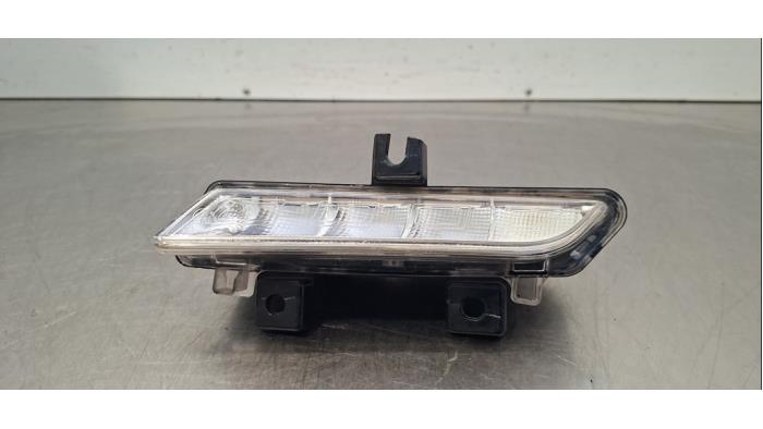 Veilleuse gauche Renault Clio