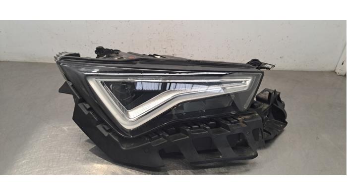 Phare droit Seat Ateca