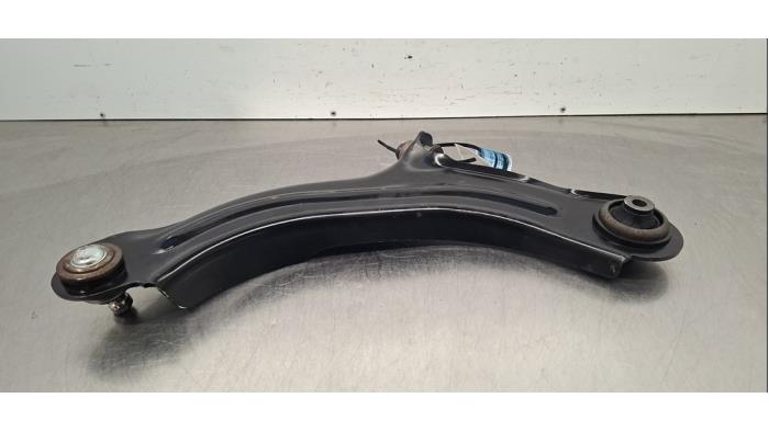 Bras de suspension avant gauche Renault Clio