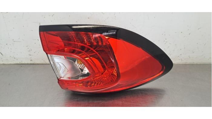Feu arrière gauche Renault Captur