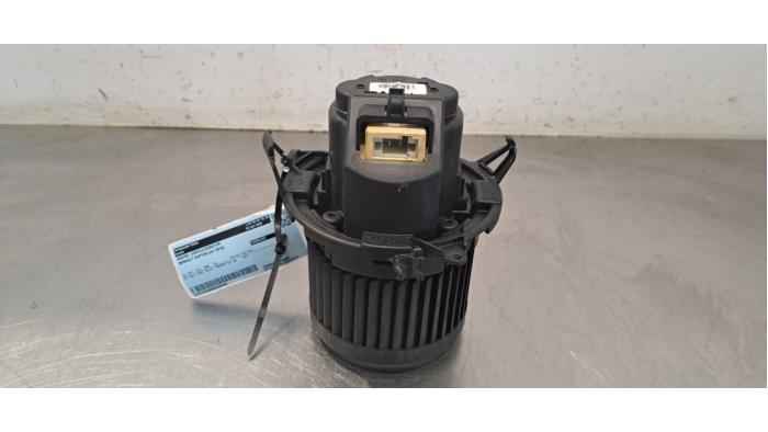 Moteur de ventilation chauffage Renault Captur