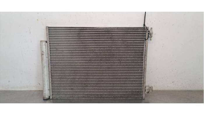 Condensateur clim Renault Captur