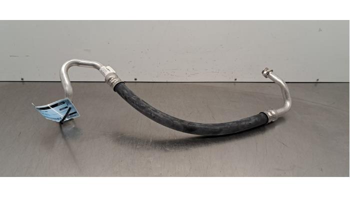 Tuyau clim Peugeot 308