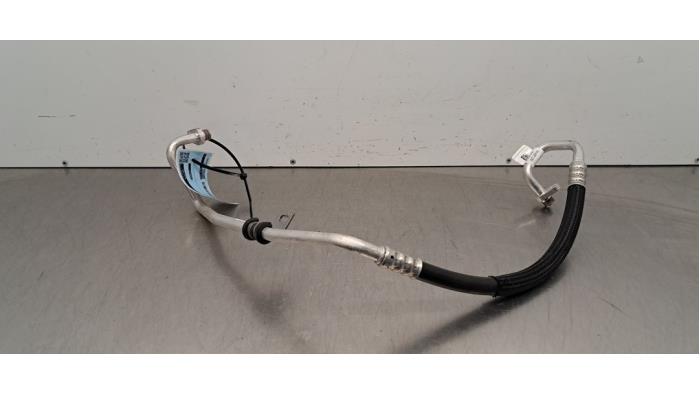 Tuyau clim Peugeot 308