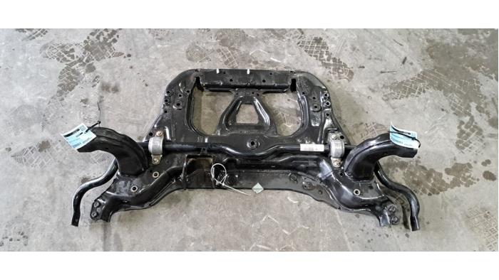 Faux châssis Mercedes EQA