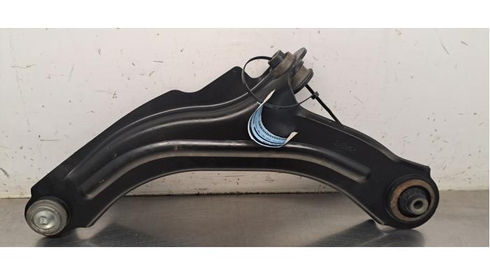 Bras de suspension avant droit Renault Clio