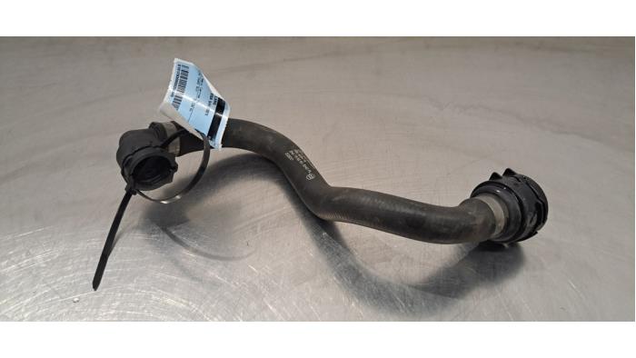 Tuyau radiateur Mercedes EQA