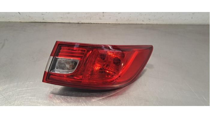 Feu arrière droit Renault Clio