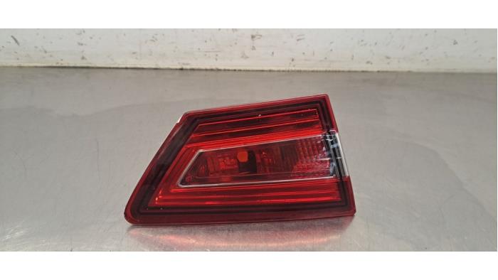 Feu arrière gauche Renault Clio