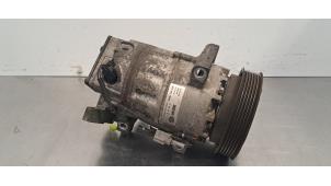 Gebruikte Aircopomp Renault Clio Prijs € 133,10 Inclusief btw aangeboden door Autohandel Didier