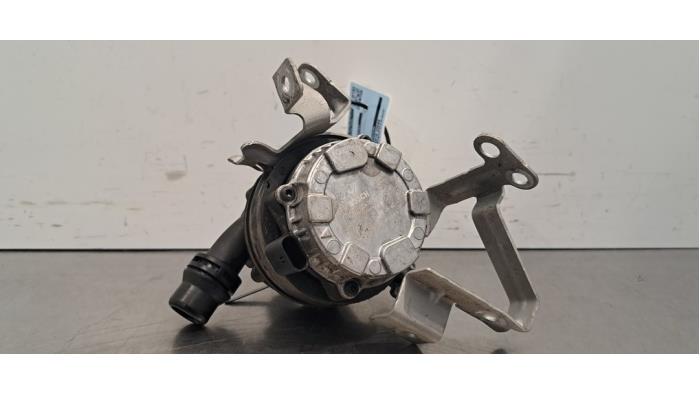Pompe à eau supplémentaire Mercedes EQA