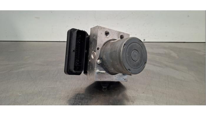 Pompe ABS Mercedes EQA