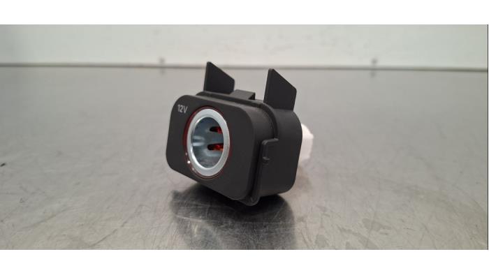 Prise 12 Volts Audi A4