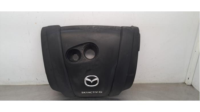 Plaque de protection moteur Mazda 6.