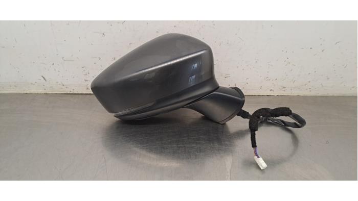 Rétroviseur extérieur droit Mazda 6.