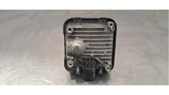 Capteur radar Mazda 6.