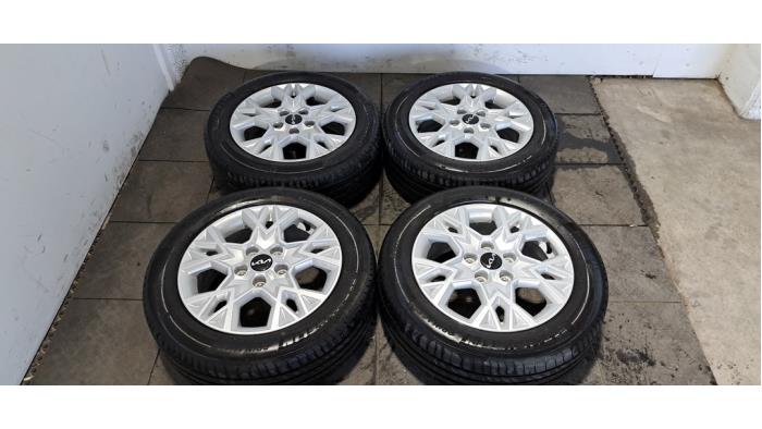 Kit jantes + pneumatiques Kia Cee'd Sportswagon