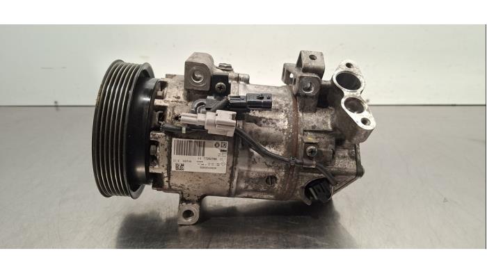 Pompe clim Renault Clio