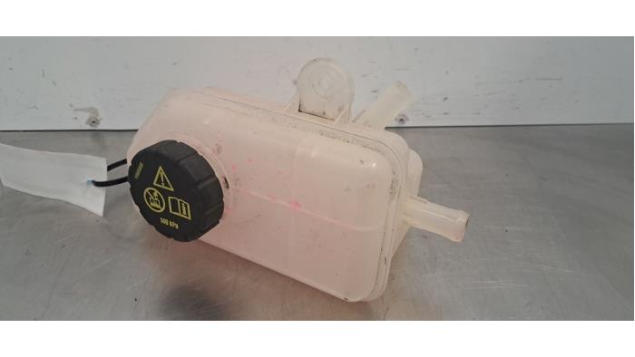 Réservoir d'expansion MG MG4