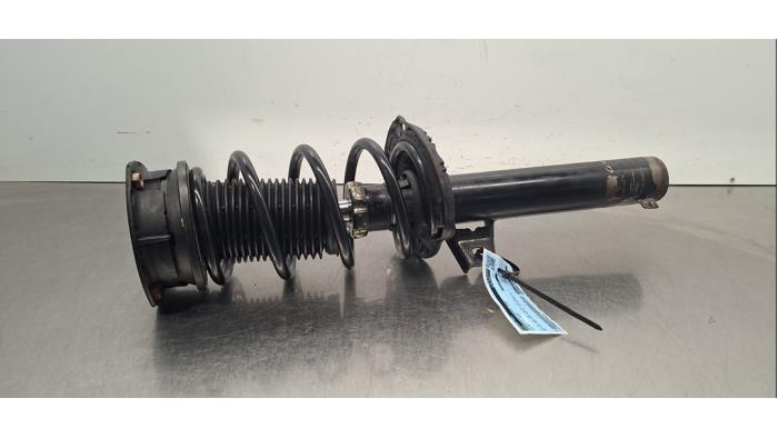 Amortisseur avant droit Volkswagen Golf