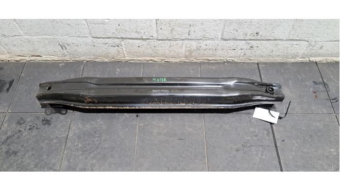 Cadre pare-chocs arrière Volkswagen Golf