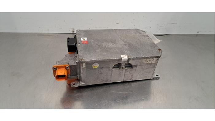 Chargeur embarqué Volkswagen Golf