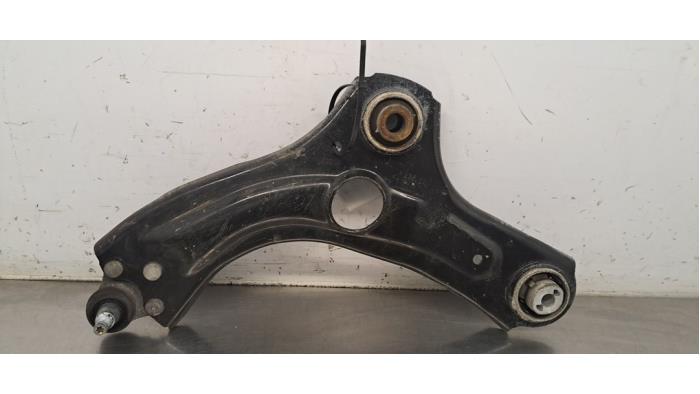 Bras de suspension avant gauche Renault Clio