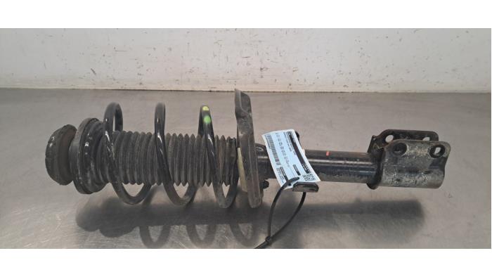 Amortisseur avant droit Renault Clio