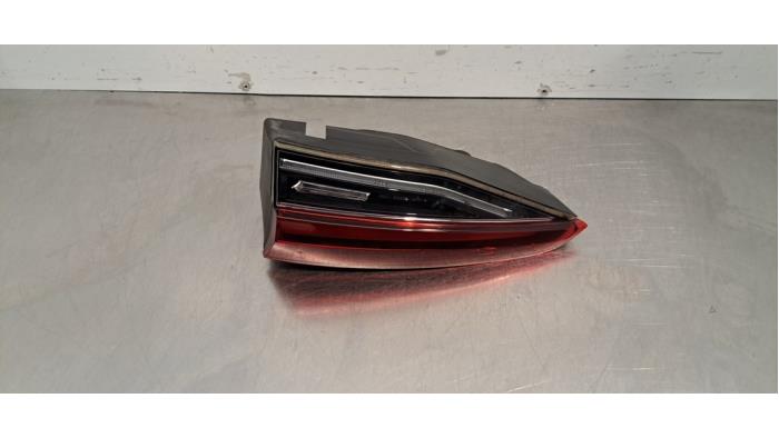 Feu arrière droit Skoda Octavia