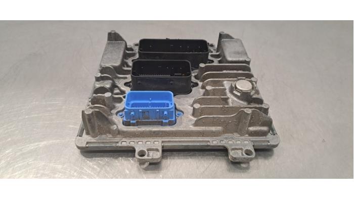 Ordinateur gestion moteur Opel Astra