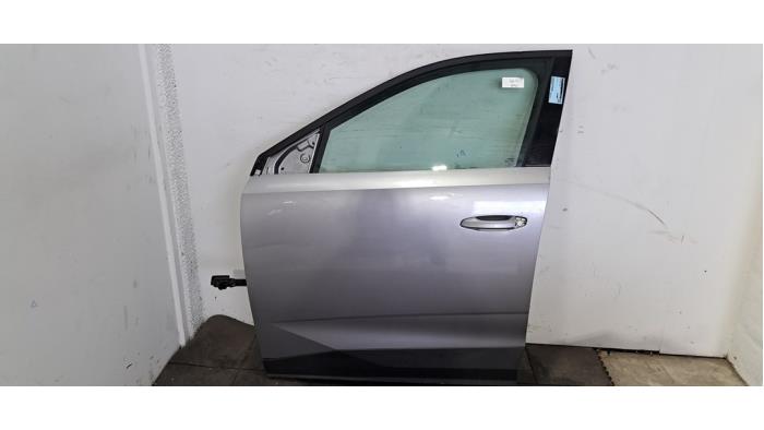 Portière 4portes avant gauche Peugeot 5008