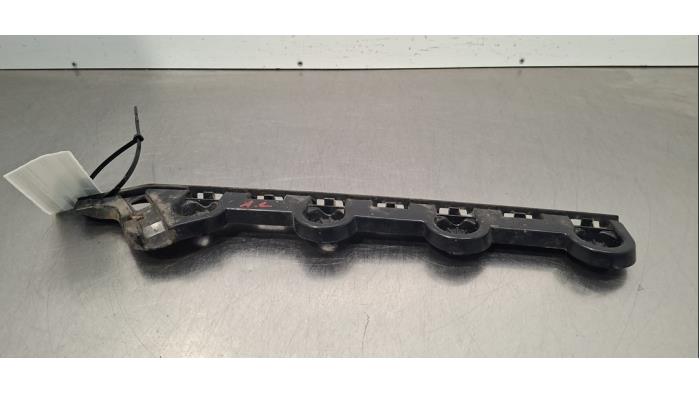 Support pare-chocs arrière gauche Skoda Octavia