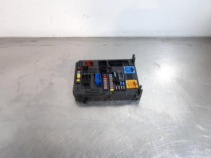 Boîte à fusibles Citroen C3